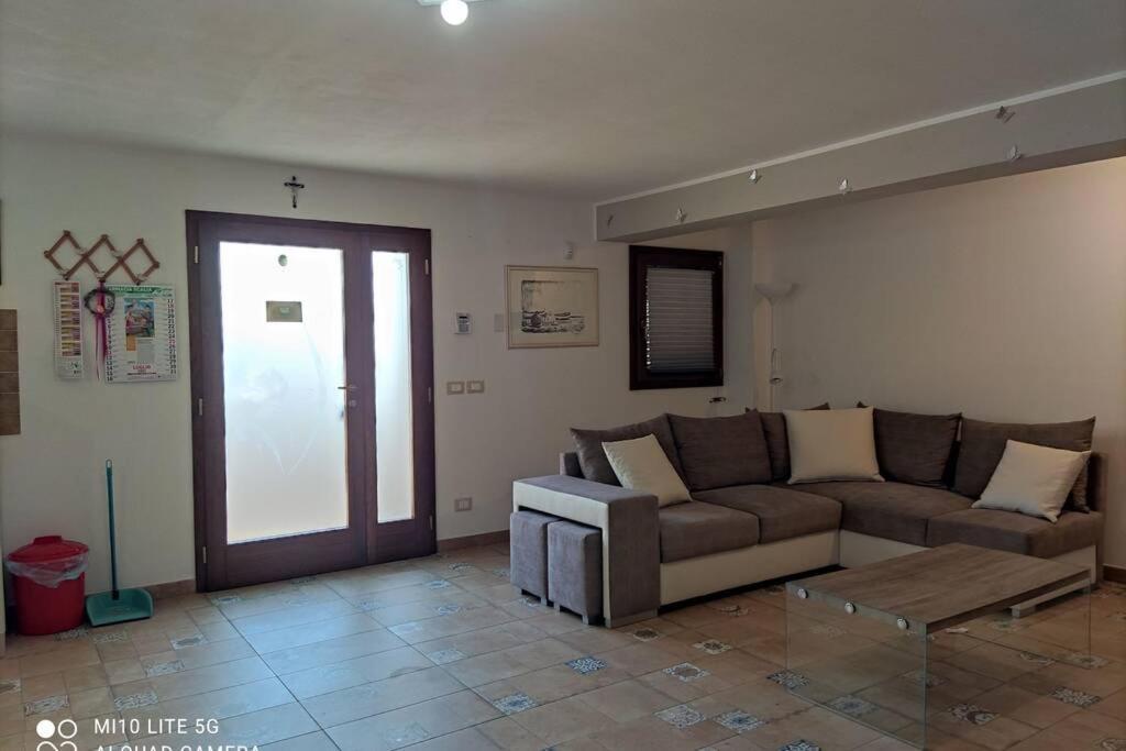 Casa Relax In Periferia Con Ingresso E Parcheggio Privato. Apartment Zimmardo Exterior photo